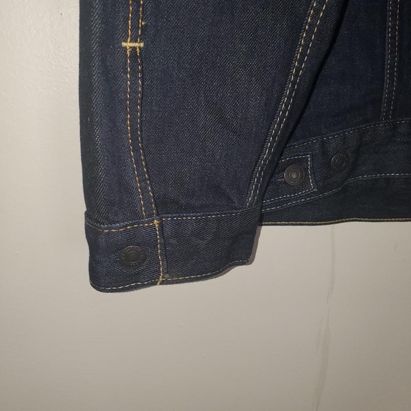 Mens Levi's Classic Denim Trucker Jacket (Red Tab) - Dark Wash (PC9 - 723340134) - Picture 12 of 14